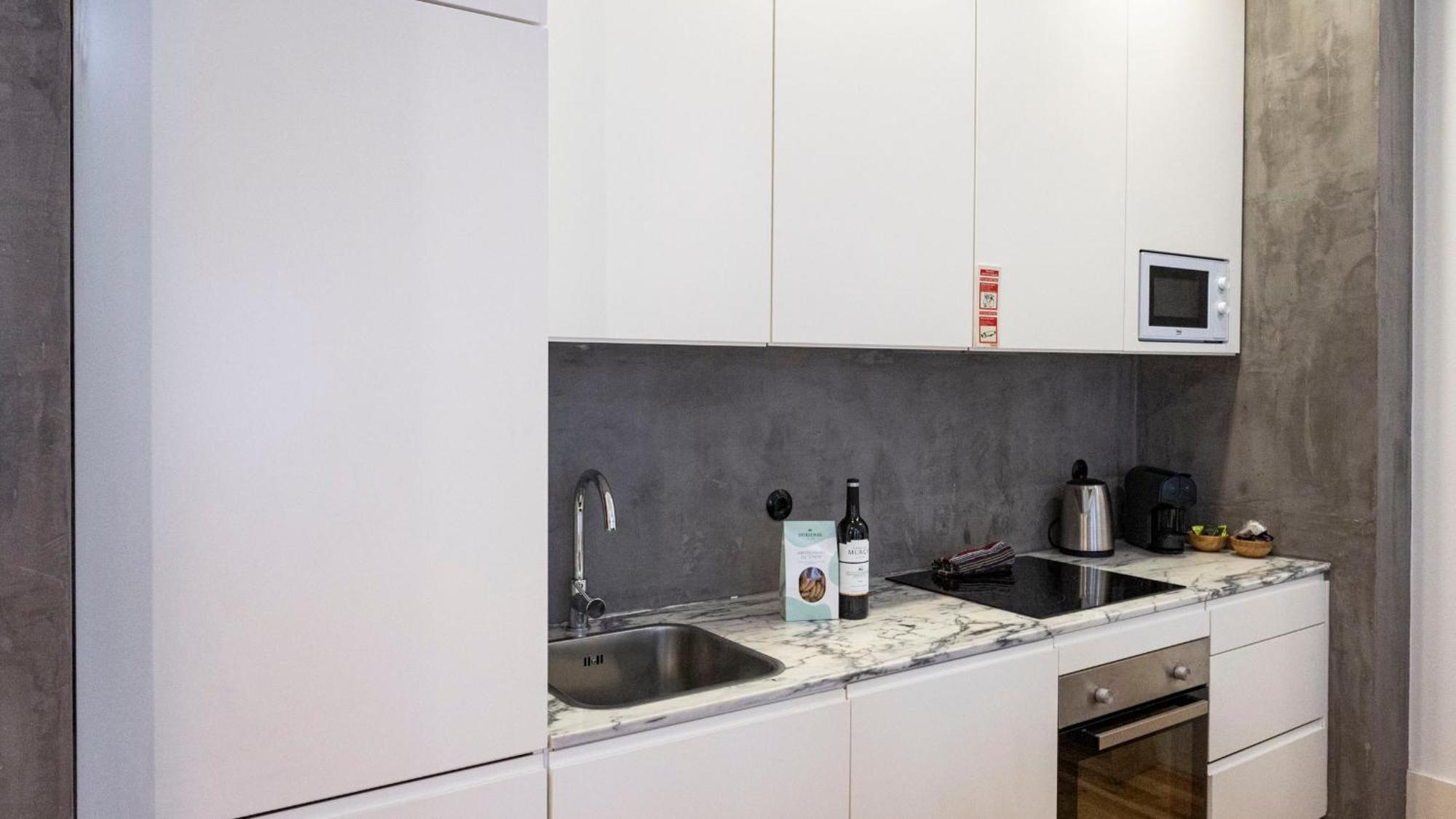 Apartamento Lovelystay - Allderman - Almada 1º T Porto